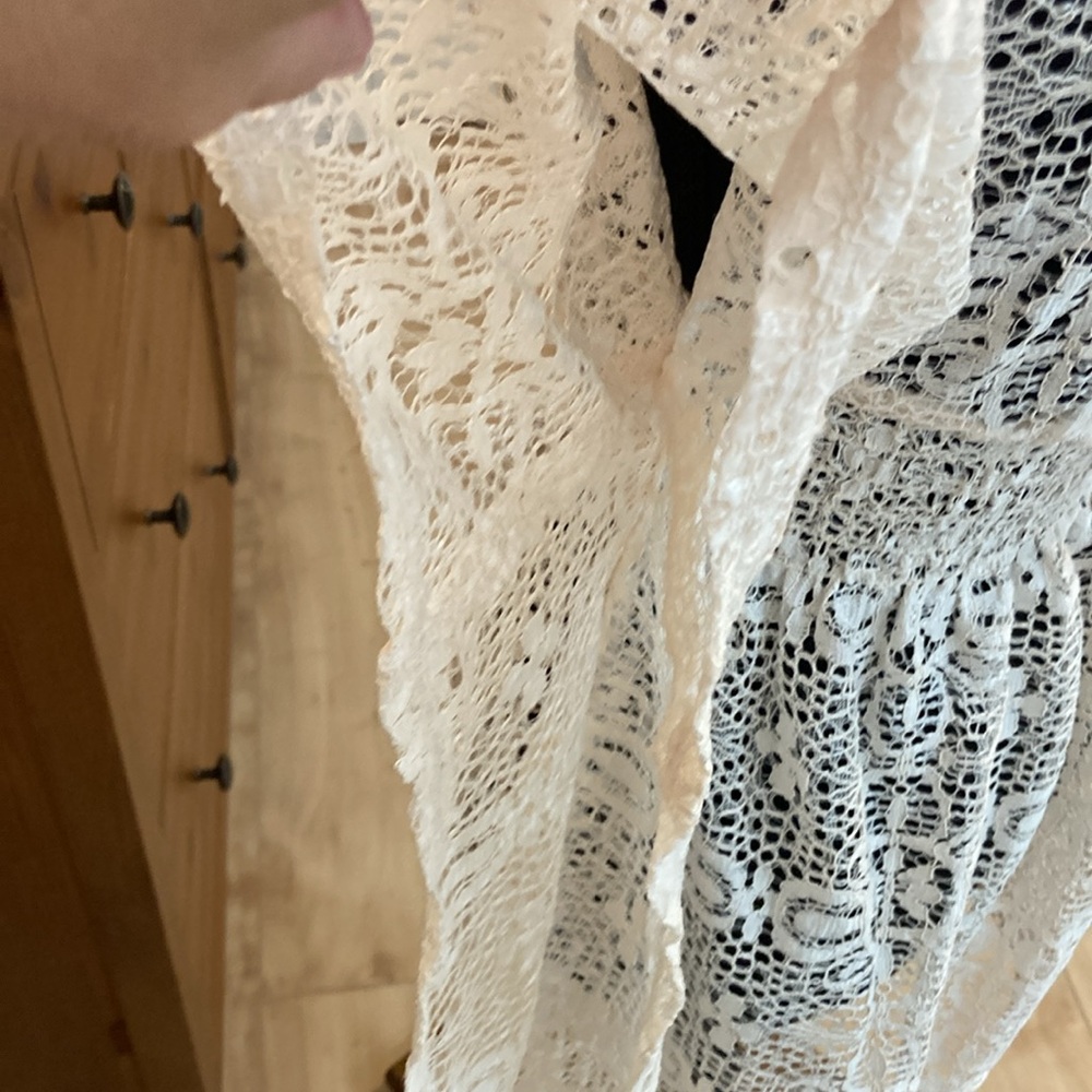 Lace swim cover up - Picture 12 of 13